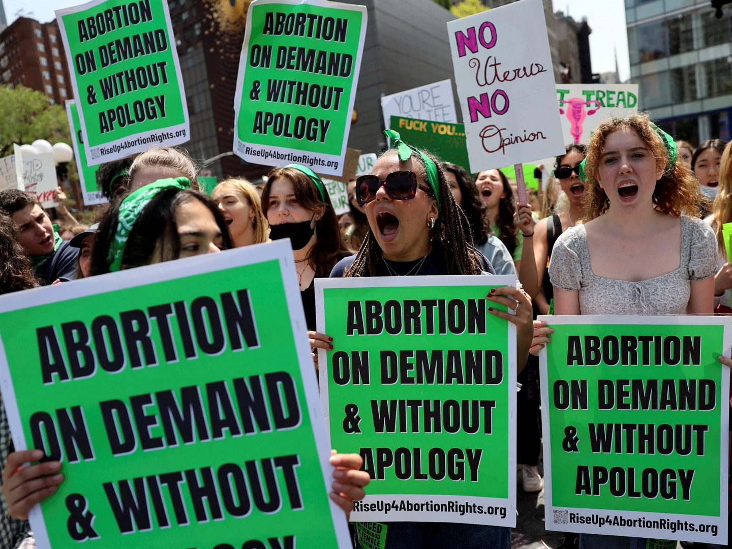 People protest in favour of abortion rights in Union Square, New York City. REUTERS/Mike Segar/File Photo