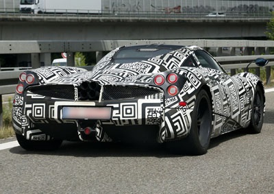 <b> HOTTER HUAYRA: </b> Italian supercar-maker Pagani will build a hard-core version of its Huayra coupe. The road-focused derivative will be unveiled in early 2016. <i>Image: Automedia</i>