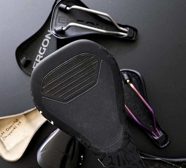 Ergon’s SM Downhill saddle, isn’t made for sitting. But it is made, for riding. (Photo: Ergon)