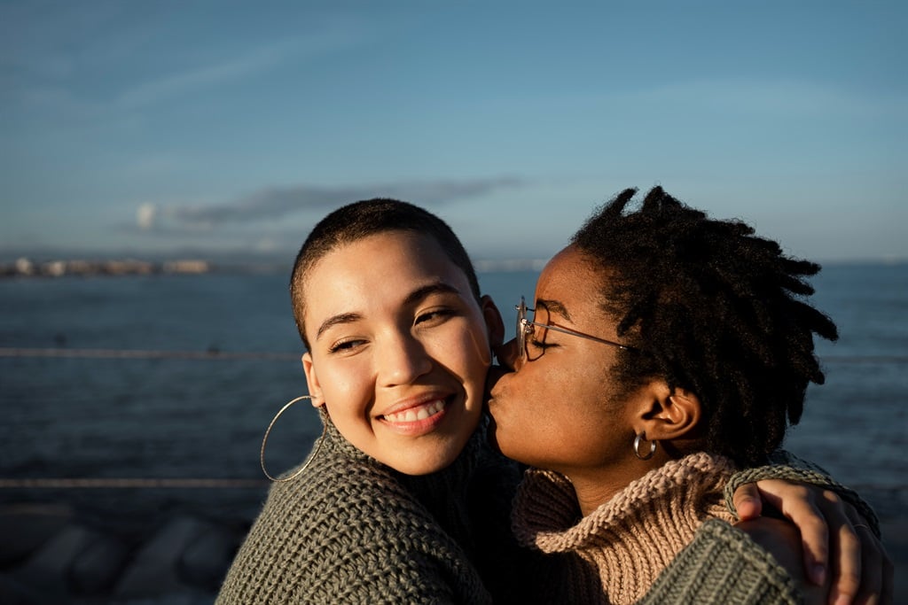 This is how love changes your brain: ‘It’s a biological necessity, like water or exercise or food’ | W24