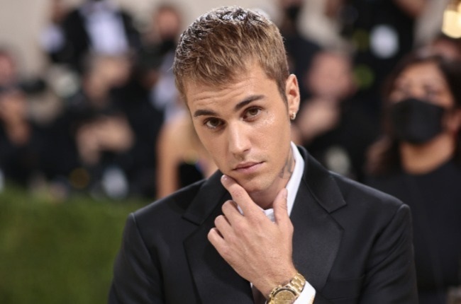 Justin Bieber s'est attiré les foudres du célèbre constructeur automobile italien Ferrari.  (PHOTO : Getty Images)