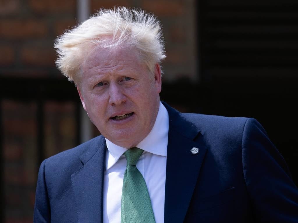 ‘A loud and clear message’ – UK Conservatives crushed in by-elections, dealing blow to PM Johnson