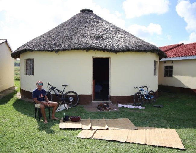 Rondavel living and mountain biking. A very authentic South African mountain bike experience, that far too few riders, partake in. (Photo: LivingColour) 