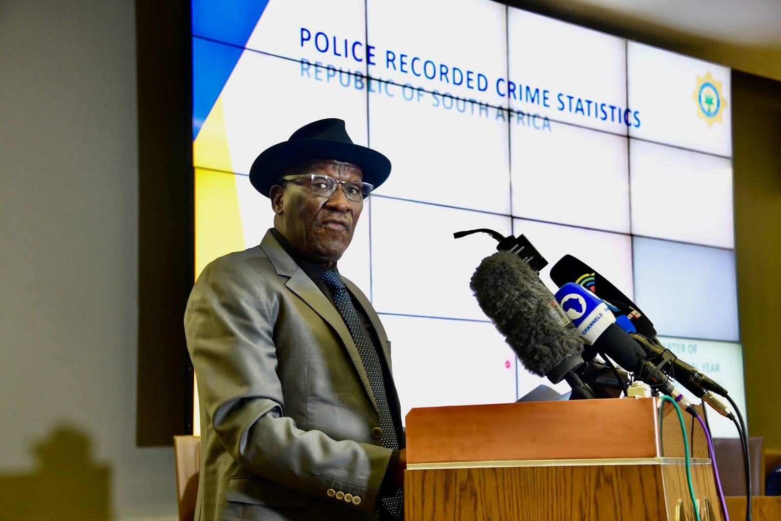 Bheki Cele, minister van polisie, het Vrydag die misdaadstatistieke in Pretoria bekend gemaak.  Foto: GCIS