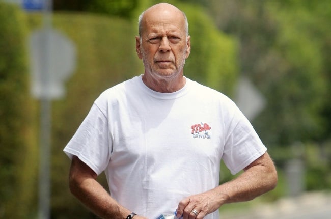 Bruce Willis seemed to be in good spirits while spotted out exercising in Los Angeles recently. (PHOTO: magazinefeatures.co.za)