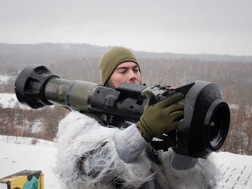 A Ukrainian instructor showing soldiers how the ATGM NLAW anti-tank missile system works earlier this year in Starychi, Ukraine.  (Photo by Gaelle Girbes/Getty Images)