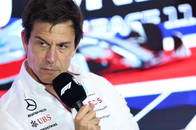 Toto Wolff says Mercedes has ‘no choice’ but to switch focus to 2024 car | Sport