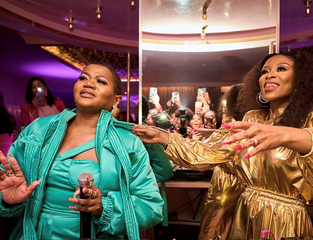 DJ Zinhle and Busiswa entertained women at the first ever woman-only pop-up bar called Sheebeen in Soweto.