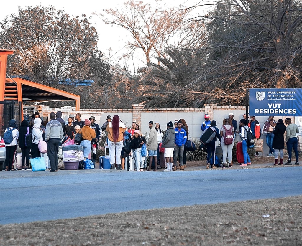 VUT students left stranded after being kicked off campus following ...