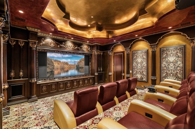 The mansion also includes its own movie theatre room. (PHOTO: MLS/PLANET PHOTOS/ Magazine Features)