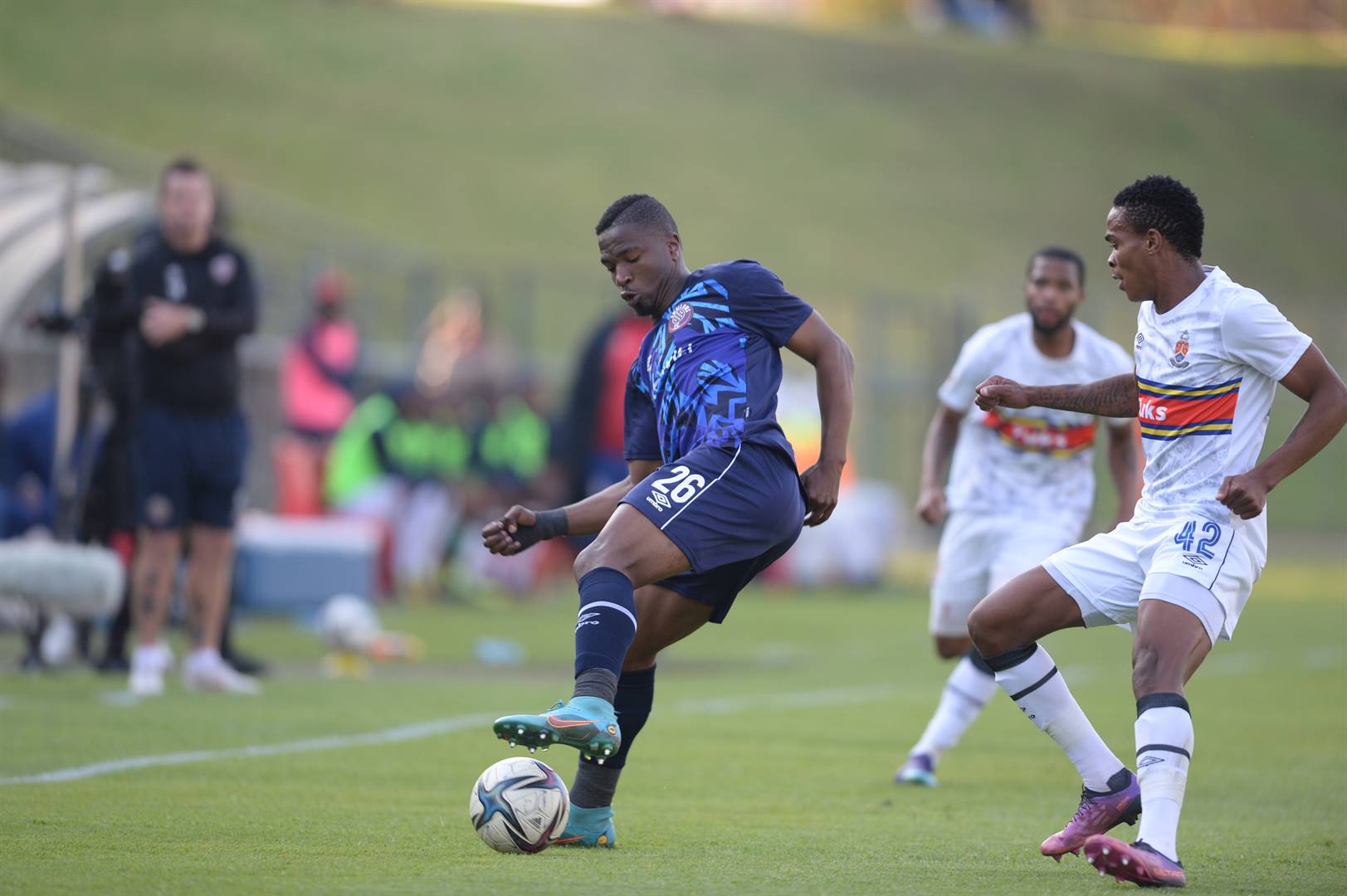 Swallows FC attacker Kagiso Malinga and Aupa Moeketsi of University of Pretoria are likely to cross paths in their make or break PSL Promotion Play-off game today. Photo: Lefty Shivambu/Gallo Images