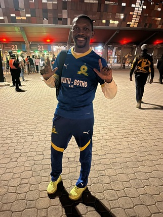 <p>Tholang Lebelo, a Sundowns supporter from West Rand says he is here to celebrate his team winning their seventh league title in a row. He predicts a 2-1 win for Sundowns.</p><p>- Njabulo Ngidi</p>
