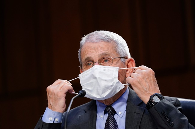 Anthony Fauci, who led the US pandemic response, tests positive for Covid-19