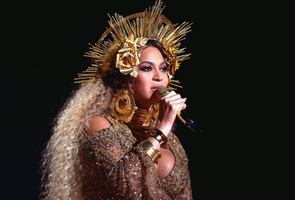 Singer-songwriter Beyonce performs onstage during The 59th Grammy Awards in Los Angeles, California.  (Photo: Lester Cohen/Getty Images for NARAS)