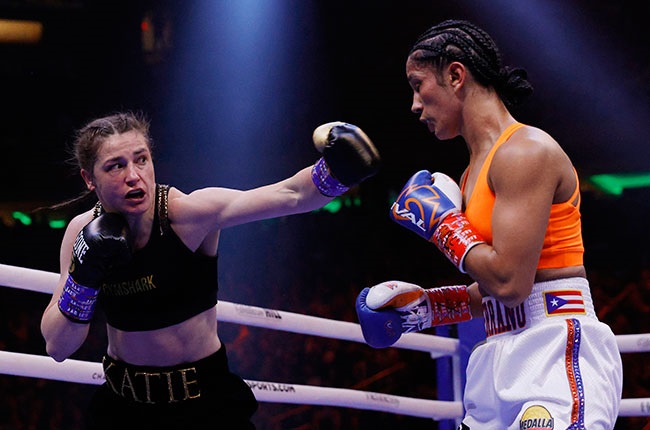 Irish boxer Katie Taylor and Amanda Serrano of Puerto Rico (AFP)
