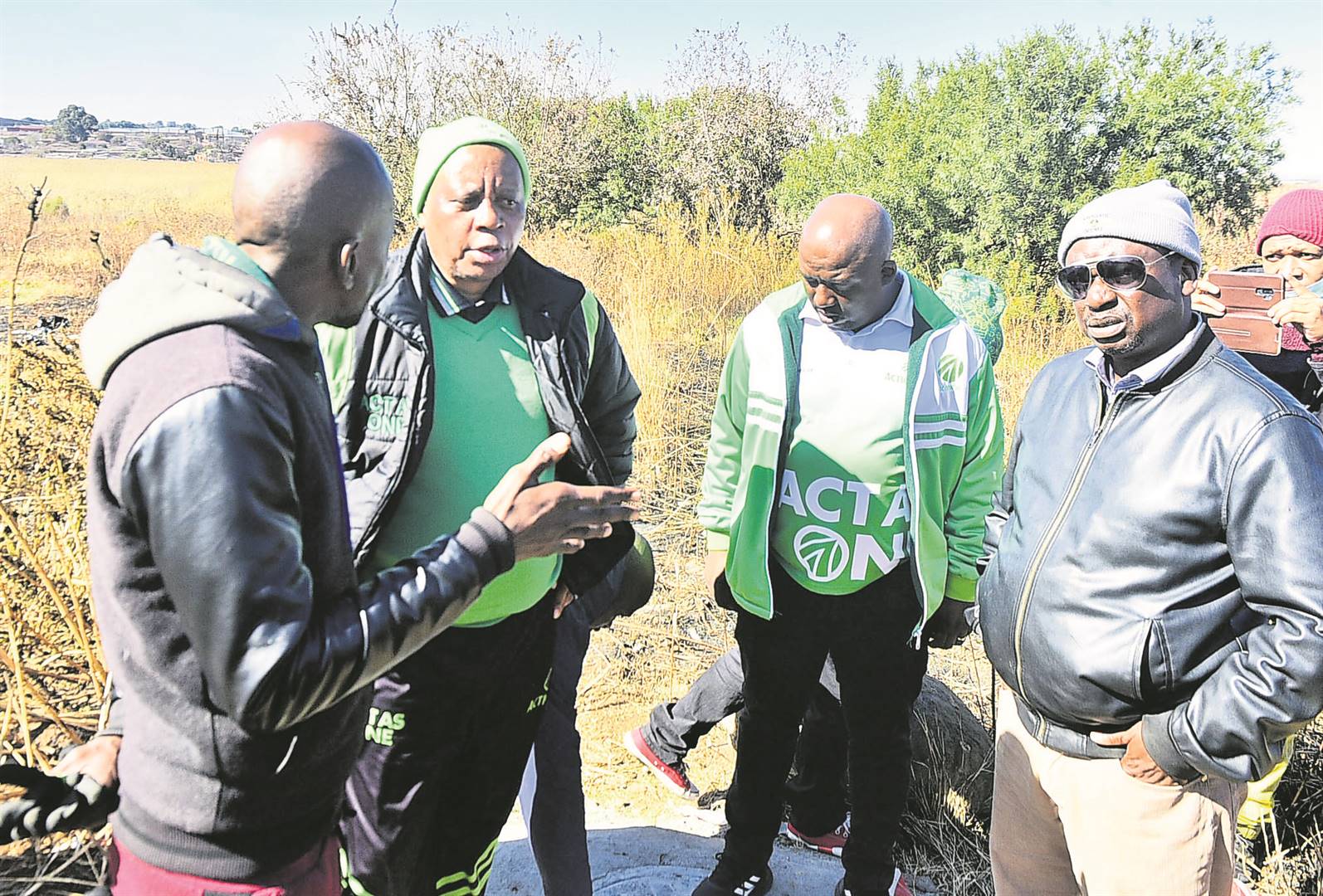 ActionSA leader, Herman Mashaba (second from left), has visited the family of Khayalethu Magadla, who went missing after he fell into a manhole.  Photo by Lucky Morajane