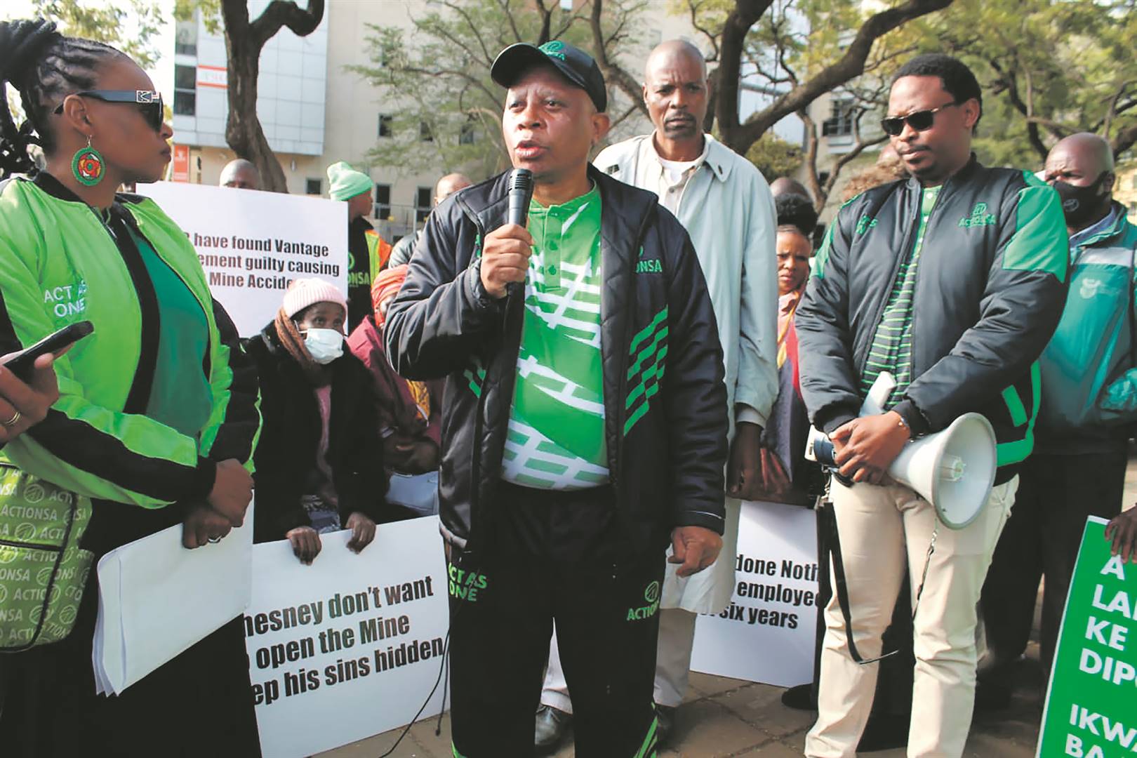 Herman Mashaba, leader of ActionSA, led a picket outside the offices of the Department of Mineral Resources in Tshwane.                       Photo by Kgomotso Medupe