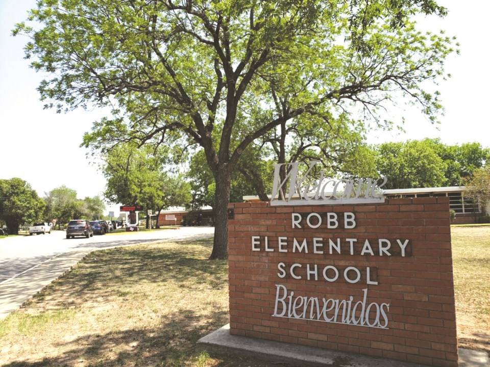 Die Robb Elementary School in Texas gaan gesloop word. Foto: Reuters
