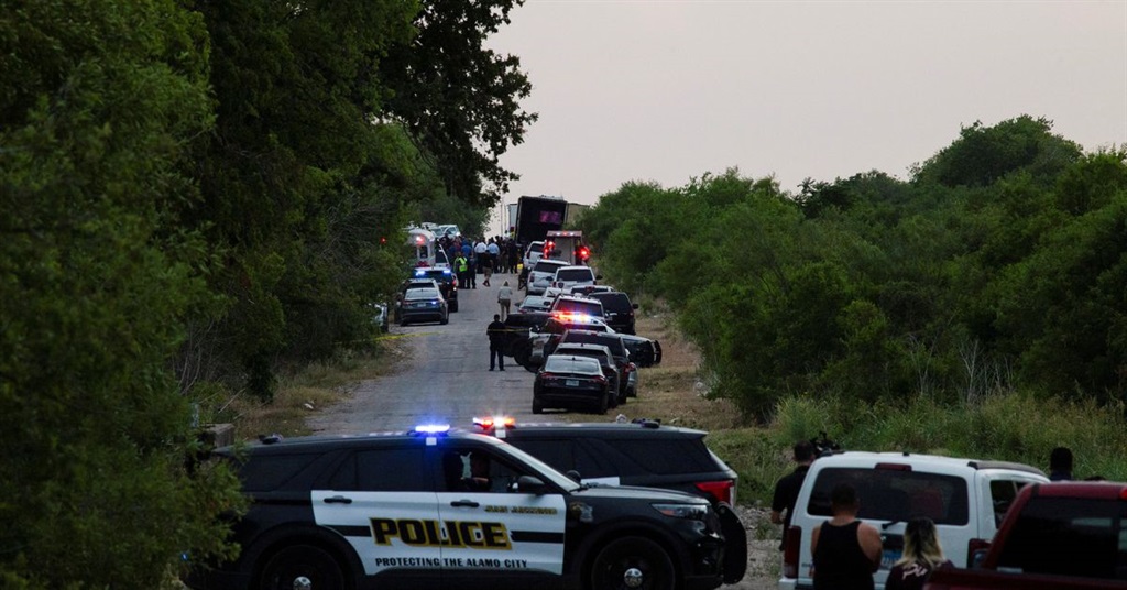 watch-about-50-migrants-dead-in-horrific-truck-tragedy-in-texas-news24