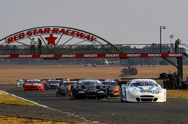 Mobil 1 V8 Supercars at Red Star Raceway