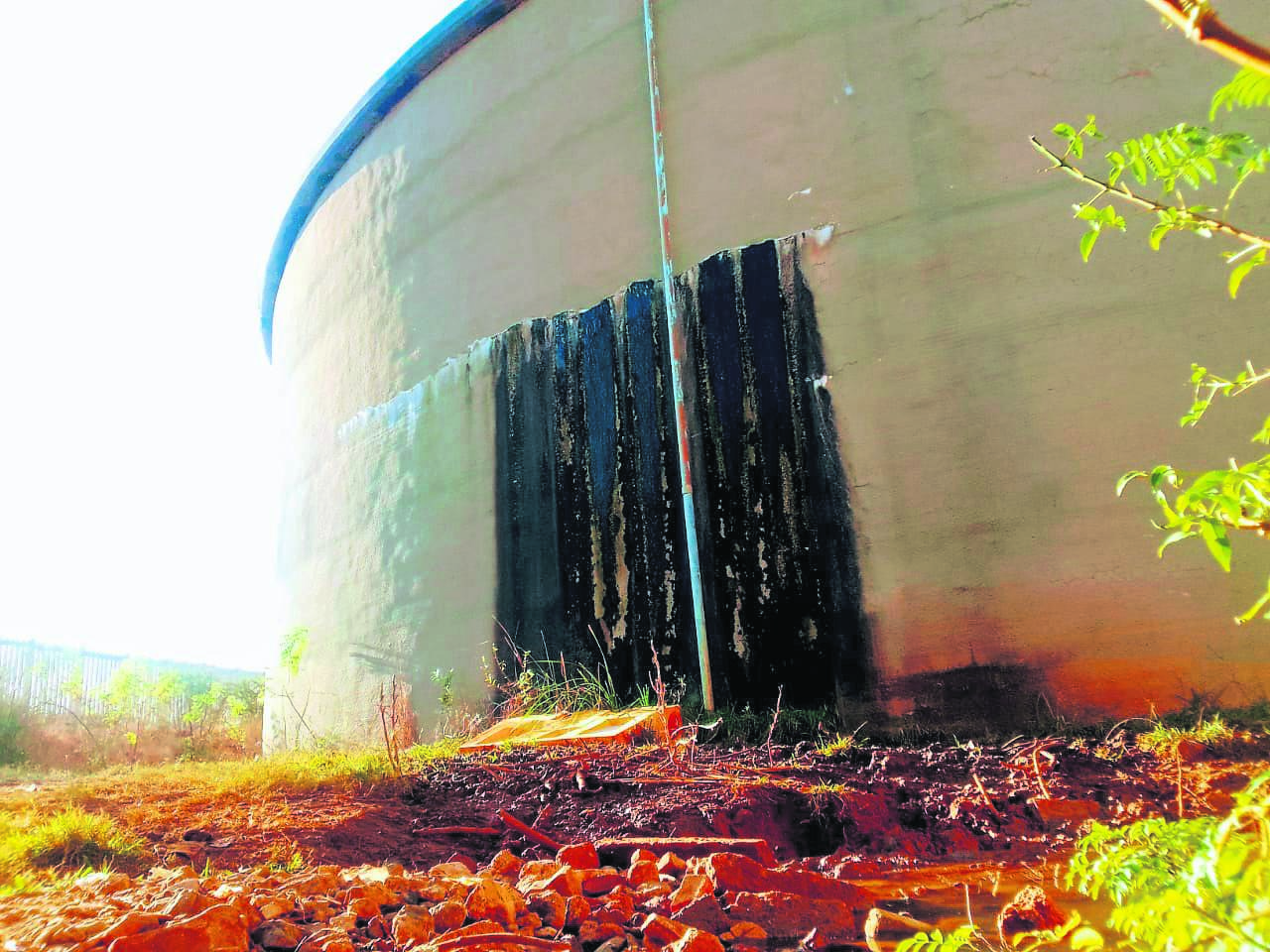 Residents want this reservoir repaired. ­          Photo by Raymond Morare