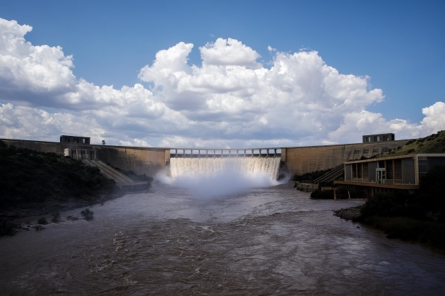 The Gariep Dam, the largest in SA, is among those major dams that are not compliant with dam safety evaluation requirements.