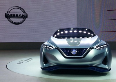 <b> THE FUTURE IS HERE: </b> Nissan's IDS concept vehicle is loaded with laser scanners, a 360 degree camera setup, a radar and computer chips so the car can "think" to deliver autonomous driving. <i> Image: Wheels24/ Sergio Davids </i>