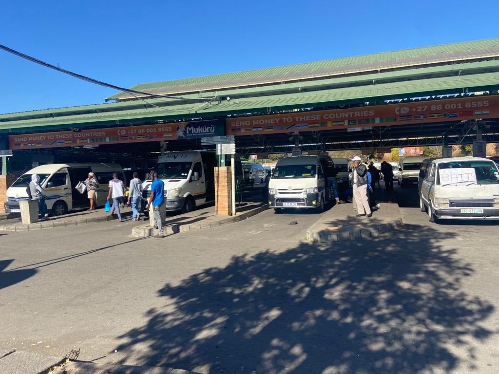 Taxi commuters at Randburg Taxi Rank met with increase in fare of 25% to 30%.