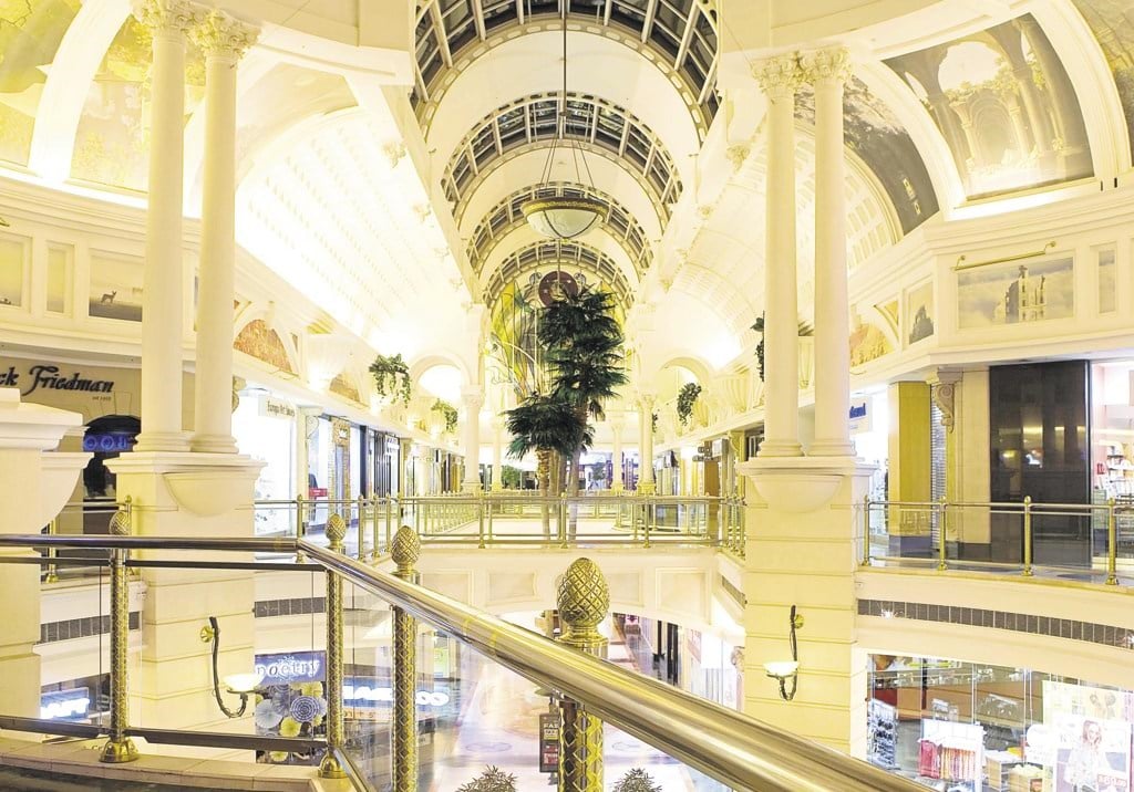 The owner of Canal Walk says it had a negative reversion rate of 22.7% in the six months to 31 December 2020, reduing its monthly rental income by approximately R5 million. Photo:  FOTO24  