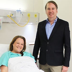 Urologist Dr Marius Conradie and Chantelle Gouws before the operation to remove her tumour. Image: Netcare