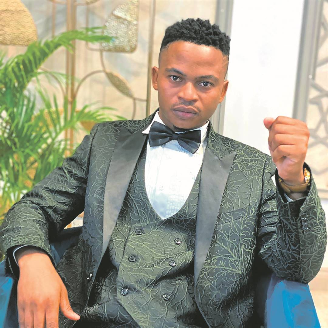 Pastor Tshegofatso Modisakeng is still looking for a wife. Right: Dudu Makhoba is disappointed by his decision.