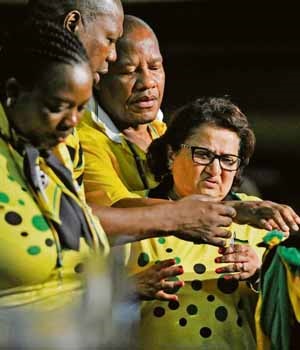 From left: MEC Nomusa Dube, ANC treasurer-general Zweli Mkhize, ANC member of Parliament Jackson Mthembu and deputy secretary-general of the ANC Jessie Duarte resolve a dispute during the party's provincial conference in Pietermaritzburg. Picture: TE