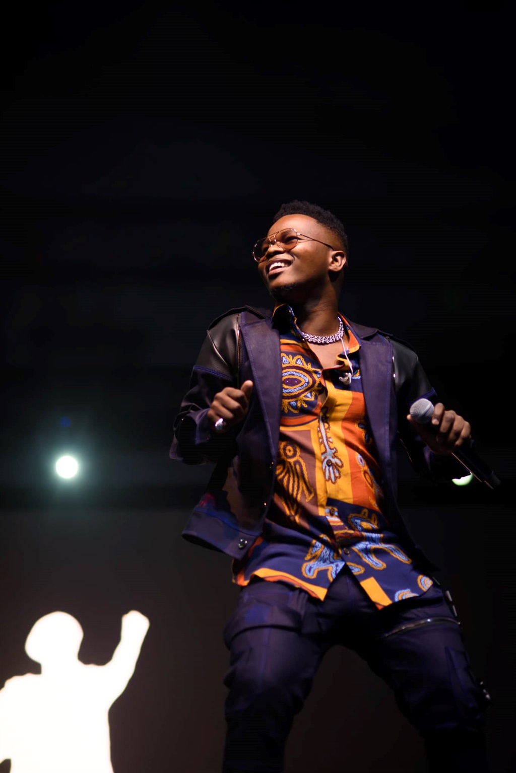 GOSPEL artist Ayanda Ntanzi has distanced himself from Glory to Glory gospel music festival.