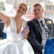 PHOTOS | An Uber, a double-decker bus, and a cupcake stand - budget bride ditches tradition