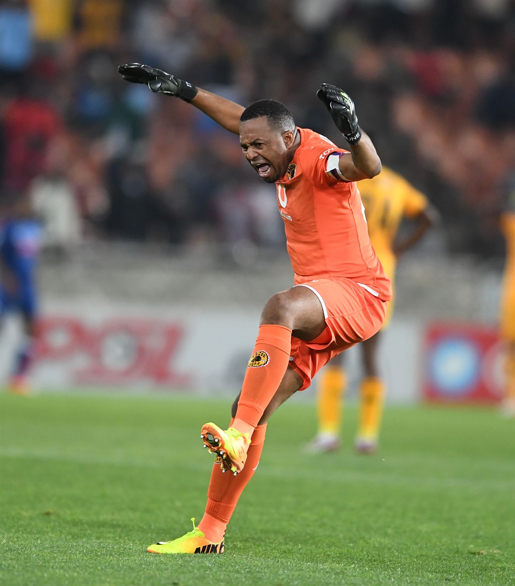 LIVE UPDATES - Orlando Pirates out to spoil Kaizer Chiefs party