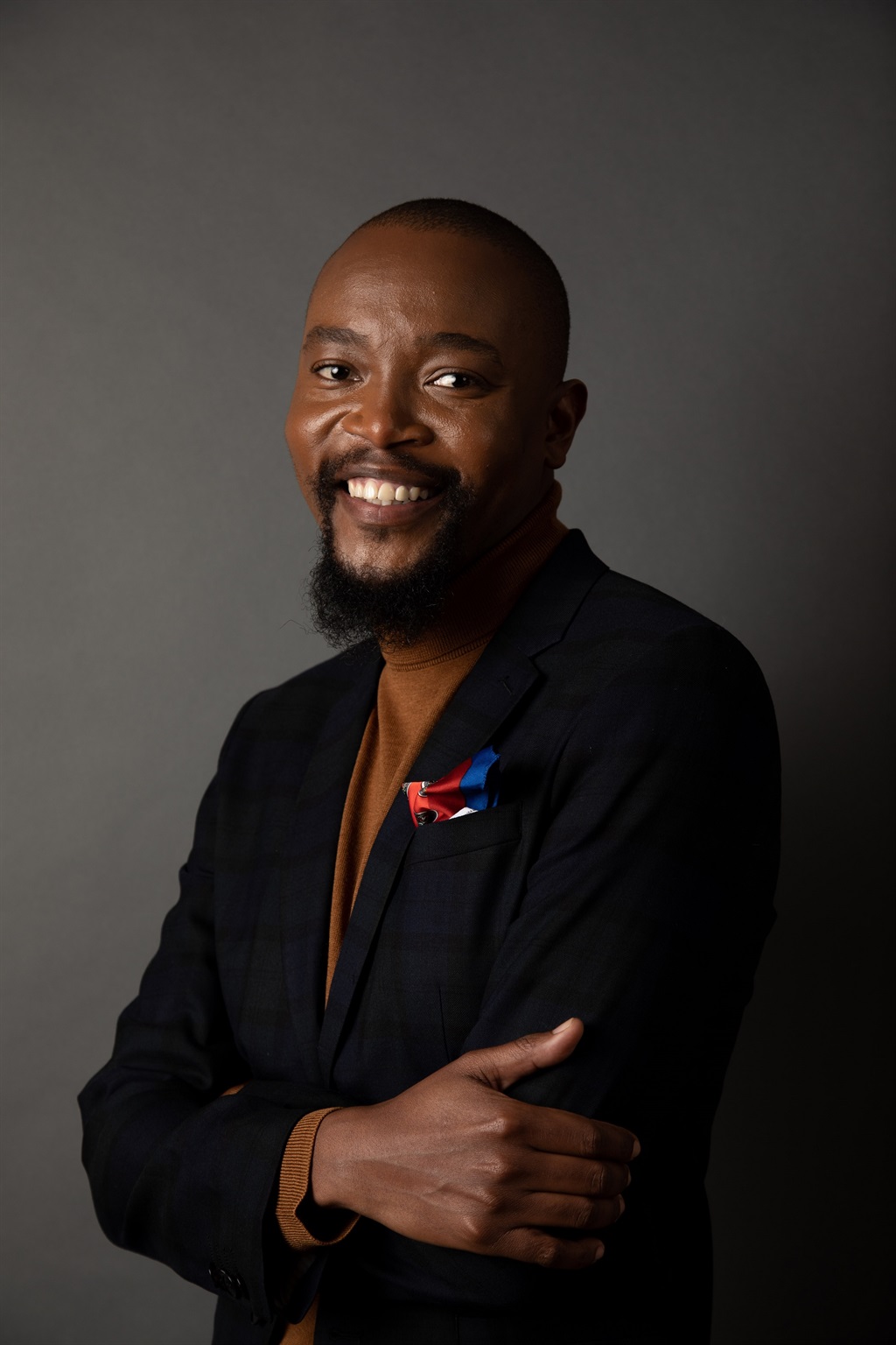 Moshe Ndiki will be hosting the Miss SA 2022 red carpet. Photo supplied.