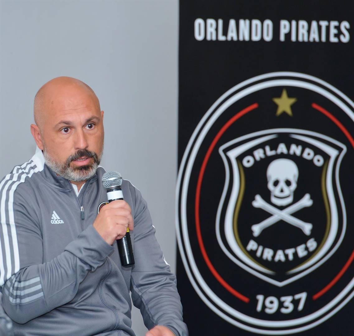 Pirates coach Riveiro gushes over new signing Kapinga