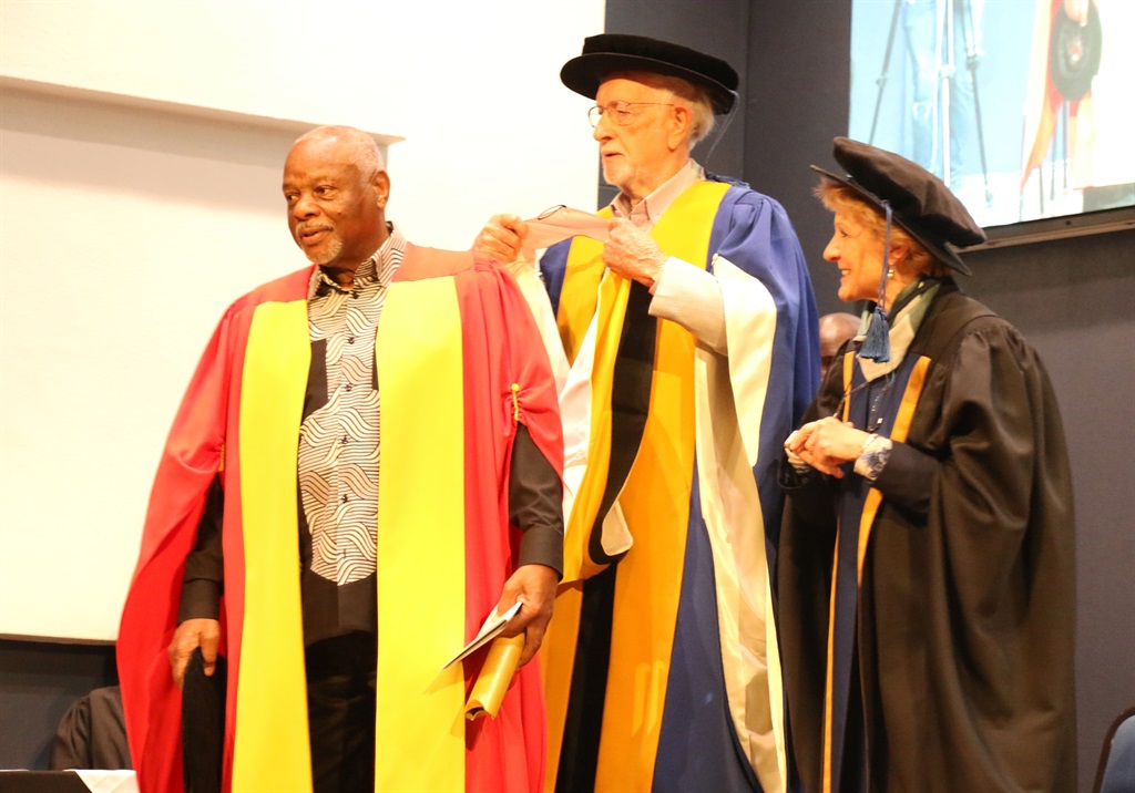 Wits University this week conferred an honorary doctorate in African Studies to internationally acclaimed philosopher and writer Professor Molefi Kete Asante. Photo: Wits University