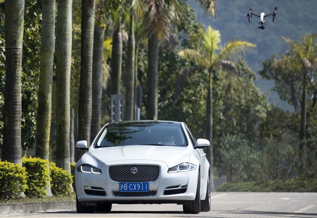 <b> HONING IN: </b> Jaguar pitted their flagship model, the XJ, driven by stunt driver Mark Higgins against a drone. Check out the awesome clip. <i> Image: Motorpress </i>