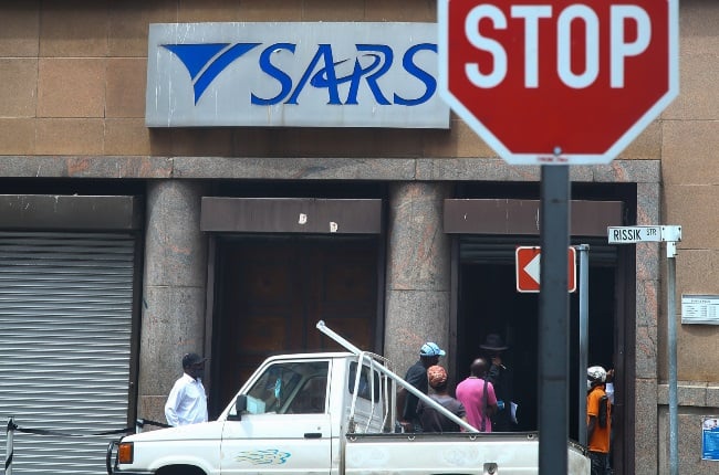 According to a report by Treasury and the SA Revenue Service, total tax revenue collections for 2020/21 declined by 7.8% to just less than R1.25-trillion from about R1.35-trillion collected in the previous year. 