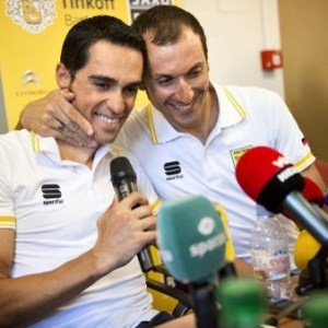 Italian cyclist Ivan Basso (right) announces that he has been diagnosed with testicular cancer