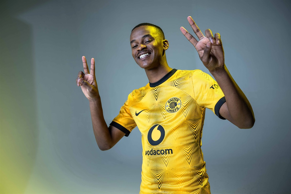 Kaizer Chiefs unveil their new jersey ahead of the coming