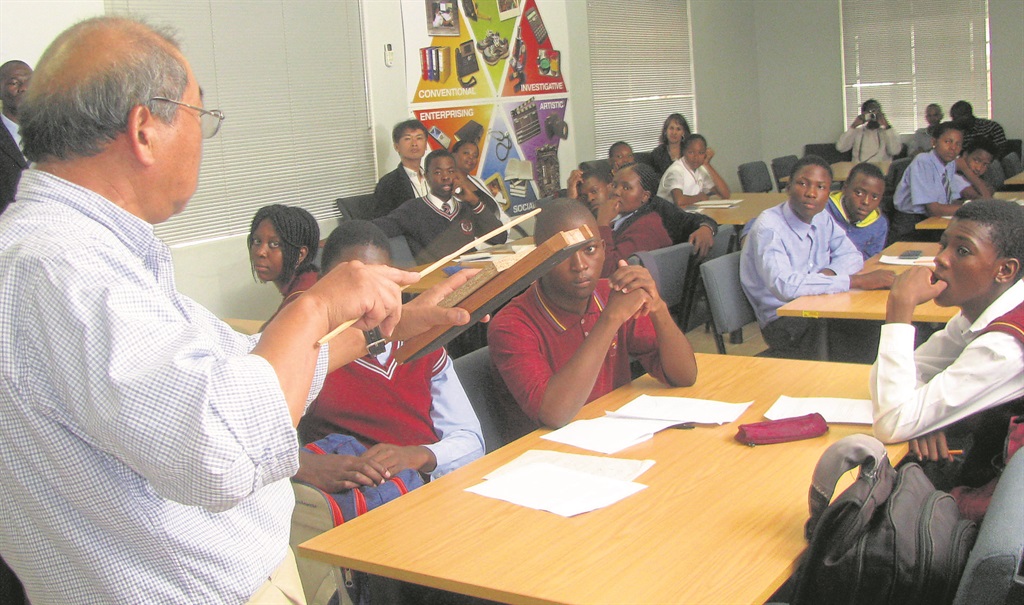 SCIENCE SOARS AT CENTRE Dailysun