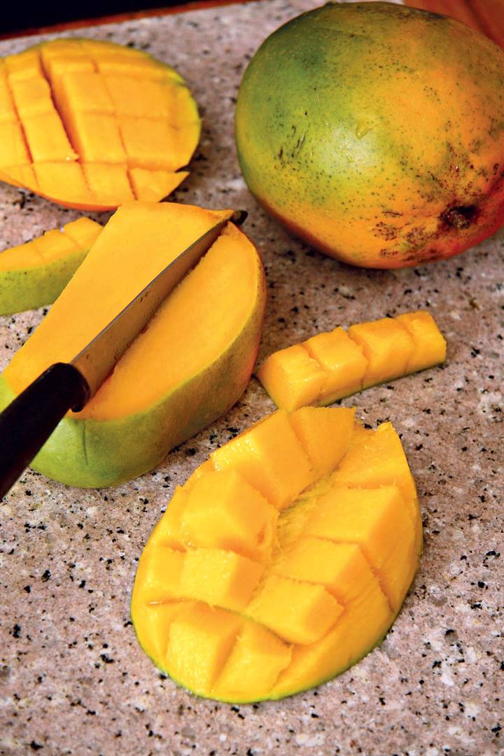 Navorsers het ’n opname gedoen onder boere wat met mango’s, avokado’s en makadamias boer in die Vhembe-­distrik.  FOTO TER ILLUSTRASIE: RITA-MARIE DU PLESSIS