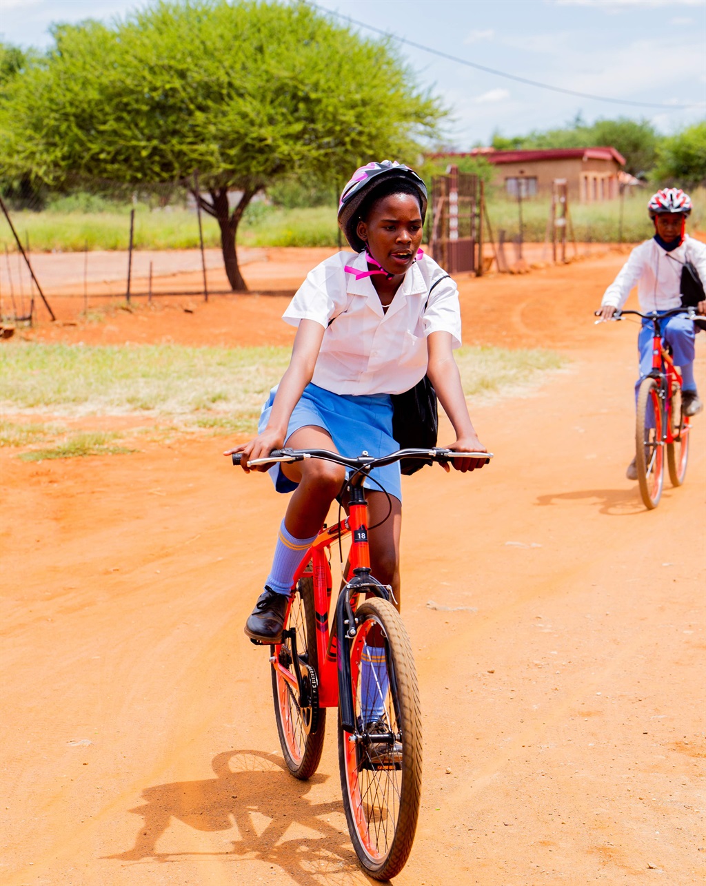 100 sepeda gunung disumbangkan ke sekolah North West agar mereka bisa masuk kelas dengan mudah