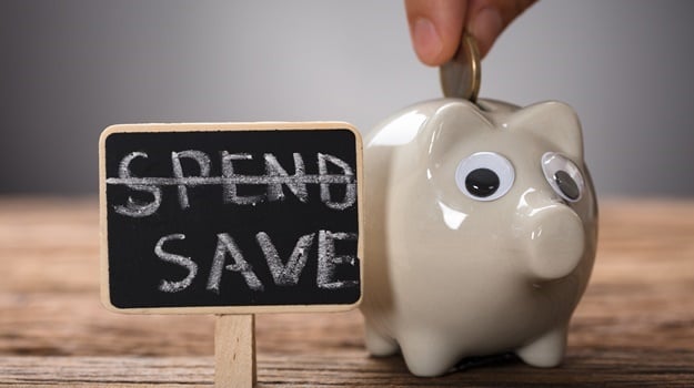 Consumers who reduce their savings due to the impact of the 1 percentage point VAT increase will lose out on compound interest, notes an expert.