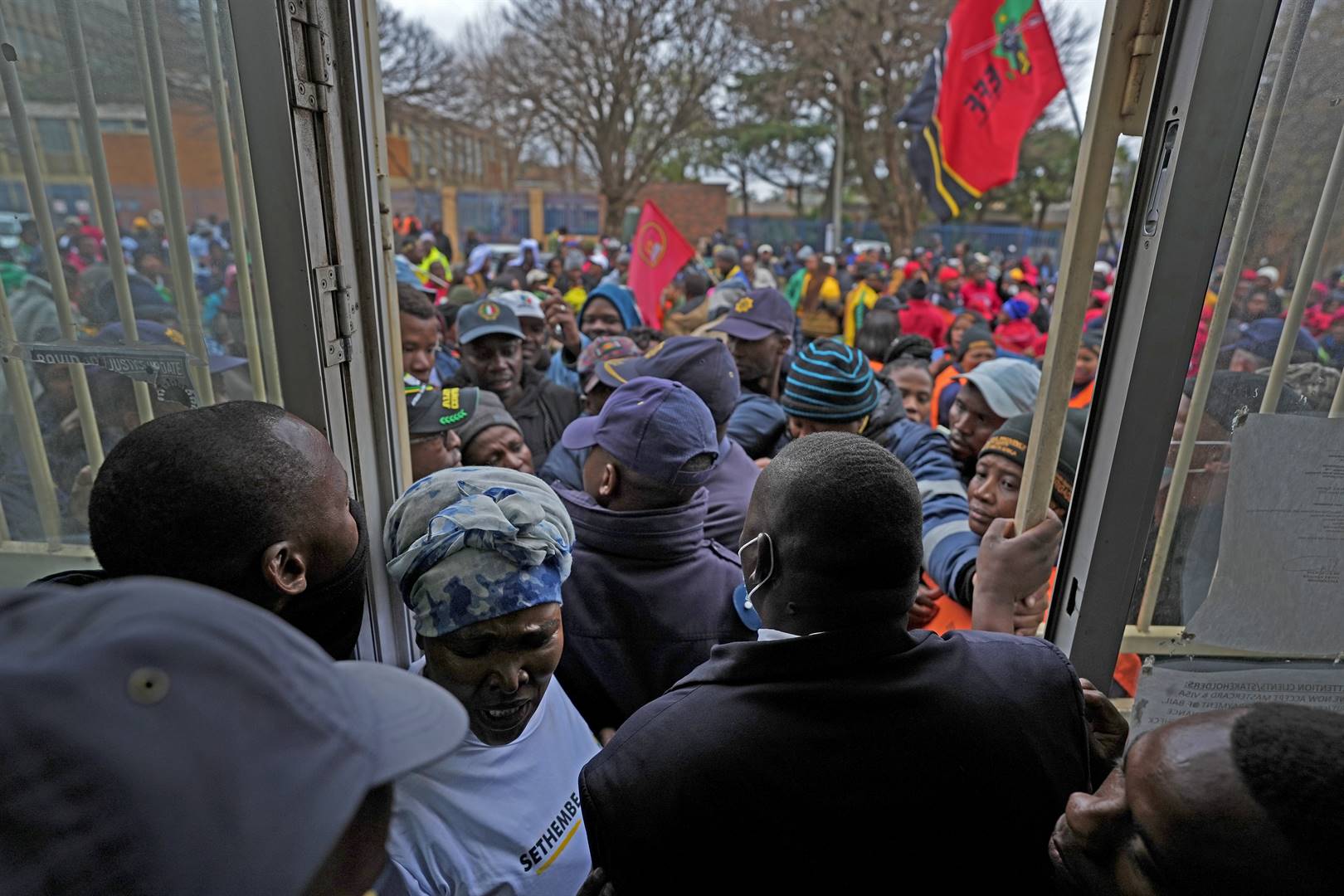 PHOTOS: South Africa's zama-zamas risk their lives in deserted diamond mines  : Goats and Soda : NPR