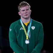 De Lange wrestles with disappointment of Games silver: 'I came so close to gold'