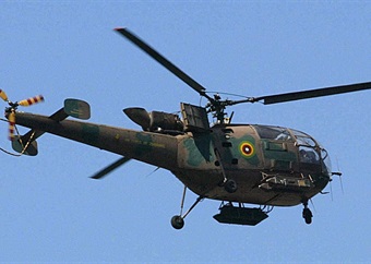 Zimbabwe air force helicopter crash kills child and 3 crew