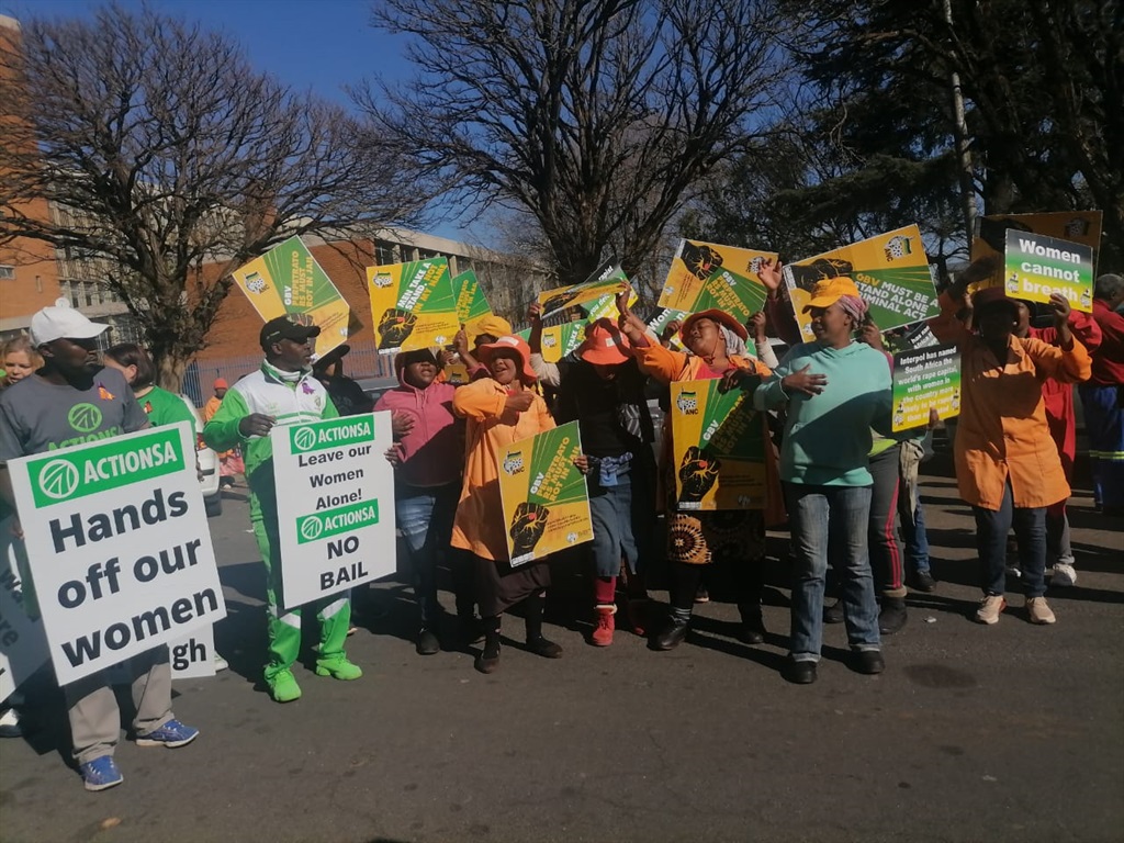 Civil organisations and political parties came to the Krugersdorp Magistrate Court to continue to show support to the  eight victims of the Krugersdorp gang rape incident. Photo by KGOMOTSO MEDUPE 